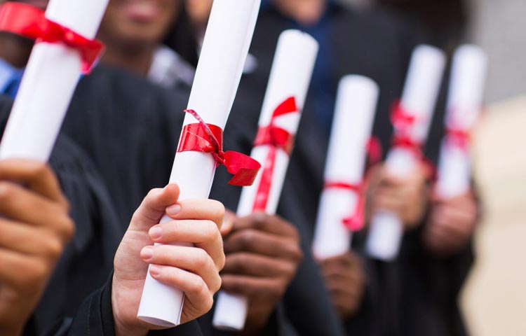Prossima apertura dei termini di presentazione delle domande per il riconoscimento dell’equivalenza dei titoli del pregresso ordinamento ai titoli universitari abilitanti alle Professioni Sanitarie